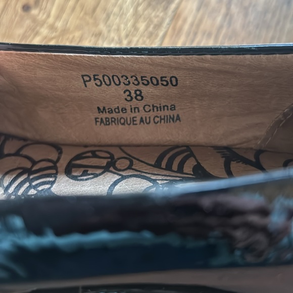 Fly London size 7. Black and taupe. Great condition only worn a few times. - Picture 7 of 8